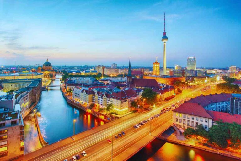 Get High Paying Jobs in Berlin